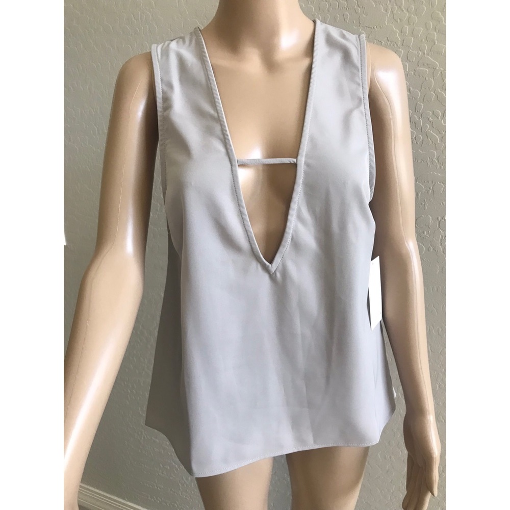 Tobi | Low Cut Tank Top